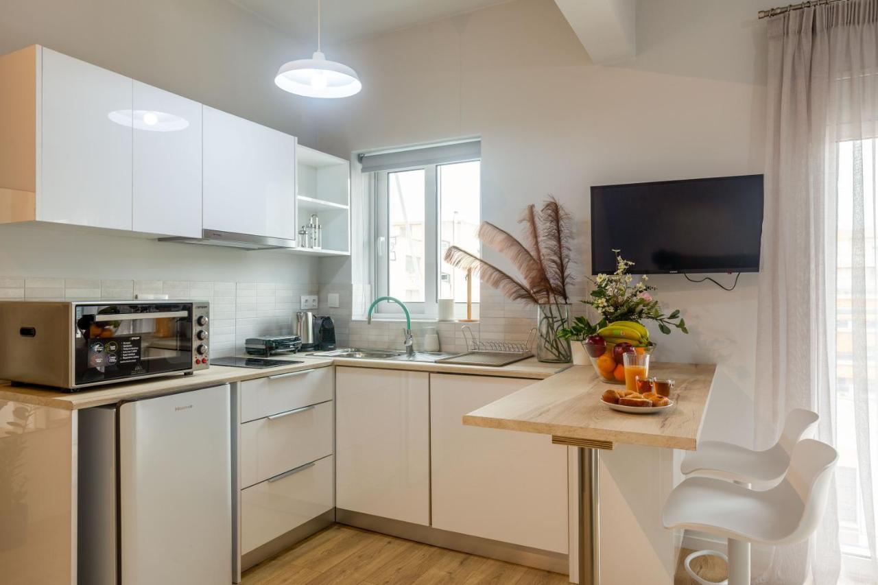 Holodek Apartments: Kallithea Athena Bagian luar foto