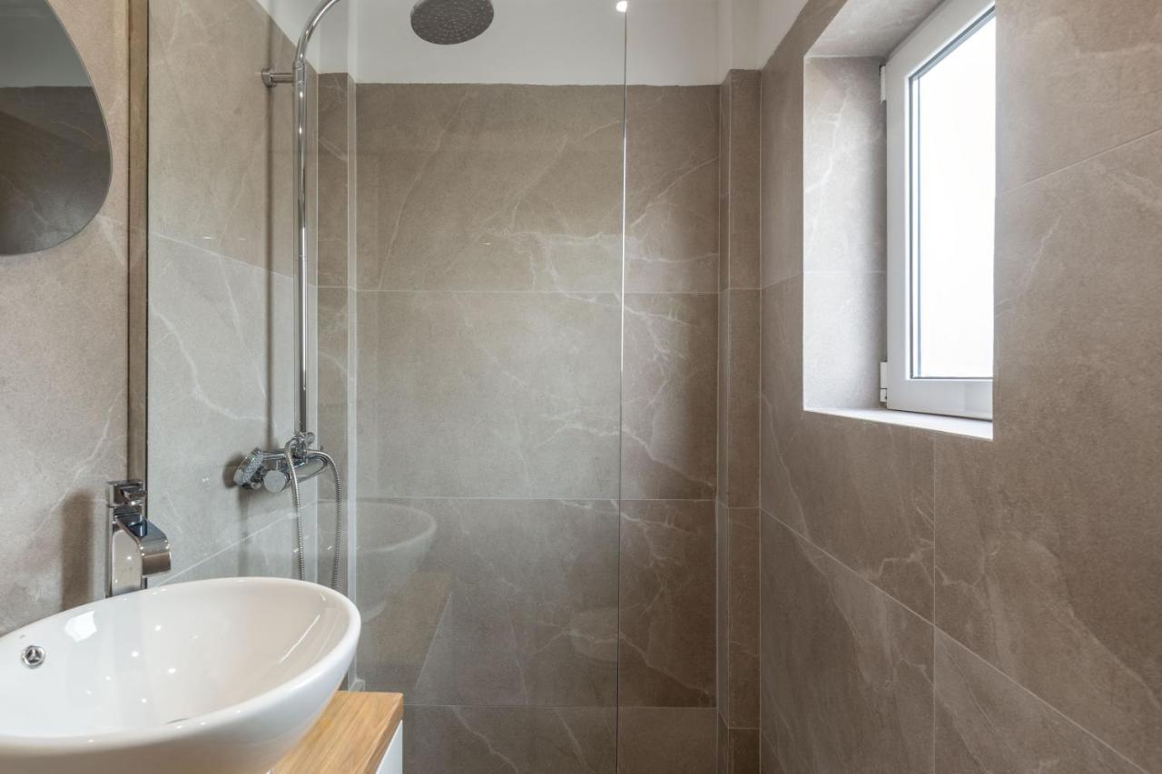 Holodek Apartments: Kallithea Athena Bagian luar foto